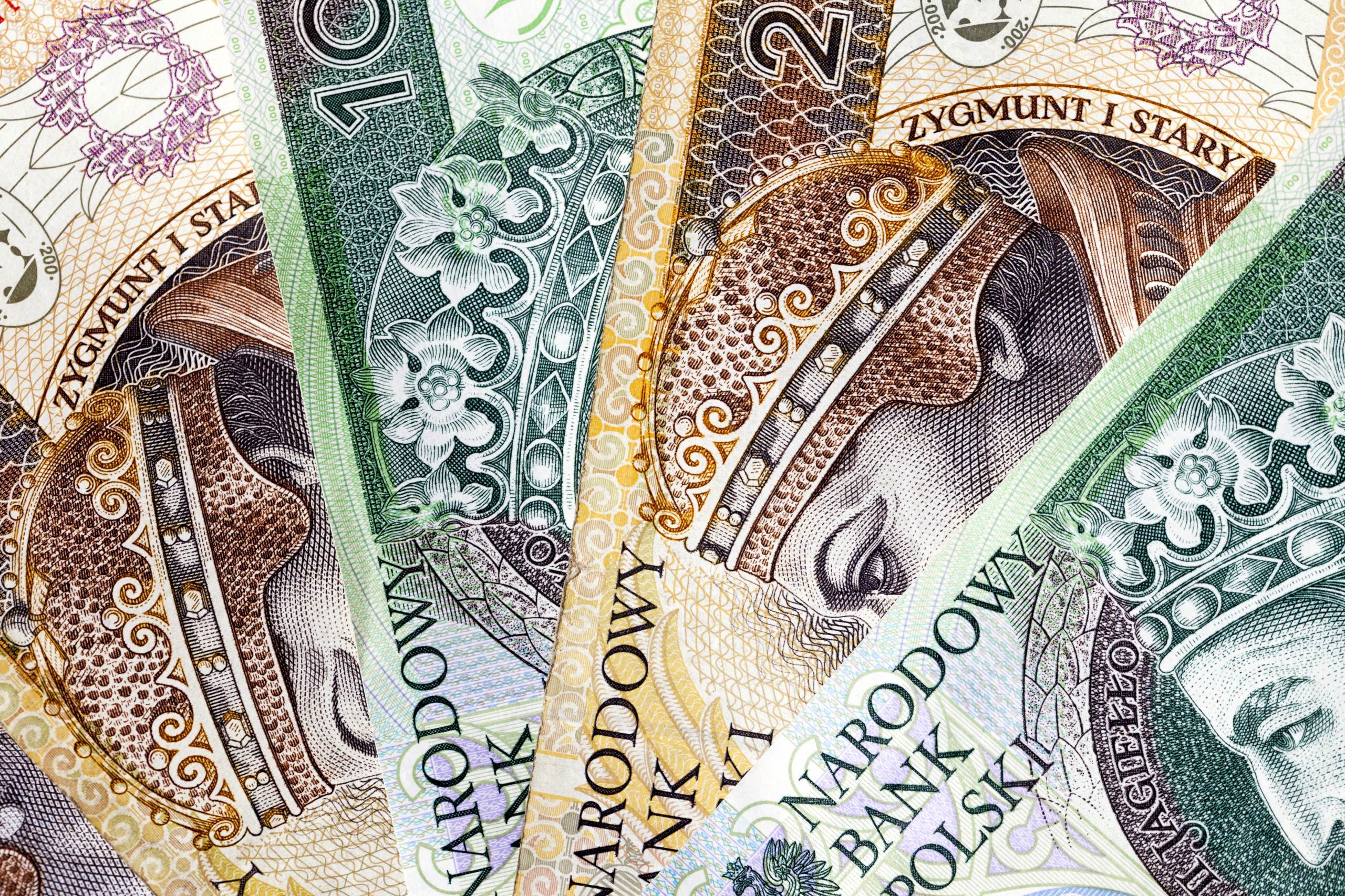 100 CZK na USD | koruna česká x americký dolar