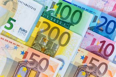 800 USD