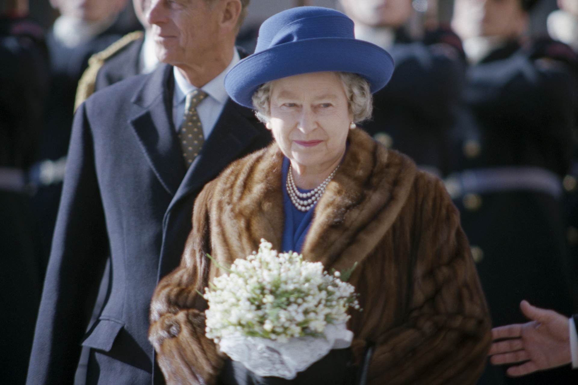 Alžběta II. byla zastánkyně setrvání Británie v EU, uvádí nová kniha o královně