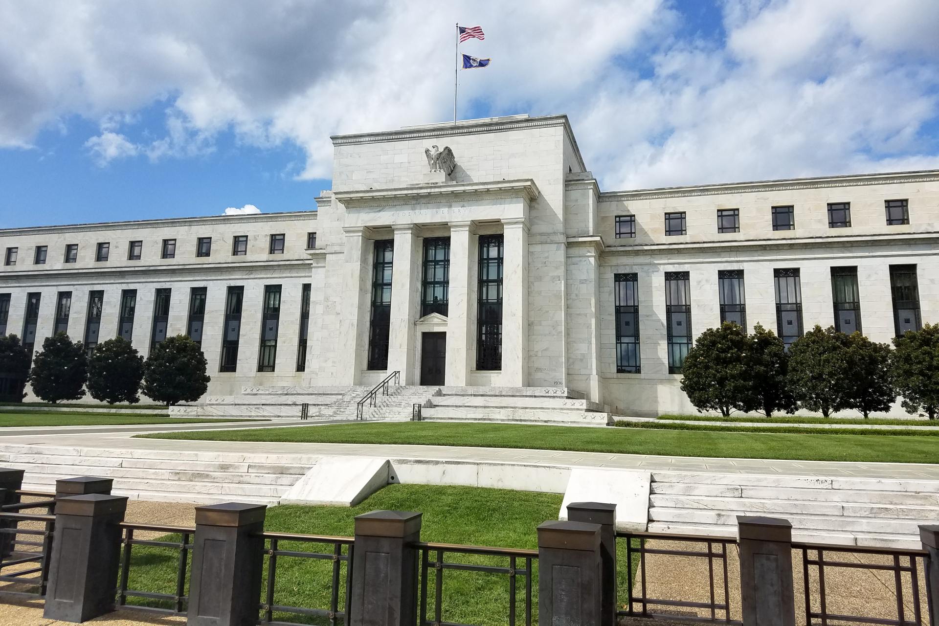  USA hospodářství finance parlament Fed Powell 