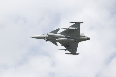 ČR Švédsko vláda armáda letectví