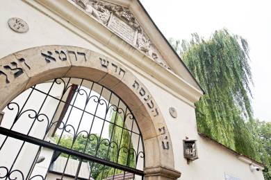 Antisemitismus ve Francii sílí, soudí dvě třetiny tamních Židů