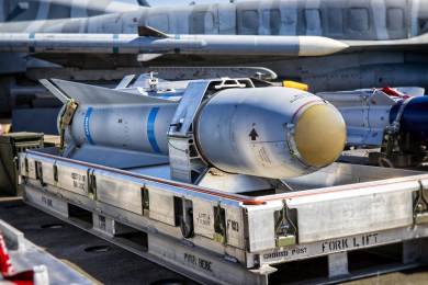 New York Times: Válka s Íránem vyčerpala zásoby klíčových zbraní americké armády