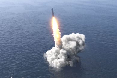 Rusko uspořádalo cvičení jaderných sil, odpálilo dvě mezikontinentální rakety