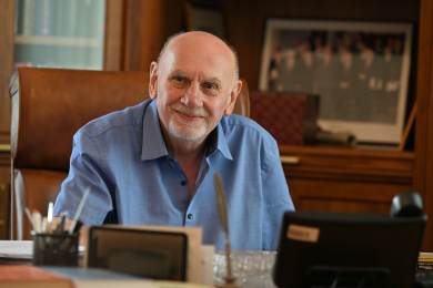 Končící předseda ÚS Rychetský nepřijme žádnou ústavní funkci či pracovní poměr