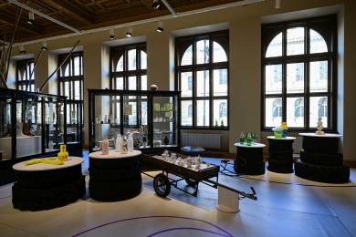 Uměleckoprůmyslové museum věnovalo výstavu designérskému ateliéru Qubus