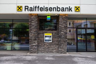 Raiffeisenbank letos klesl čistý zisk o 27,5 procenta na 3,96 miliardy Kč