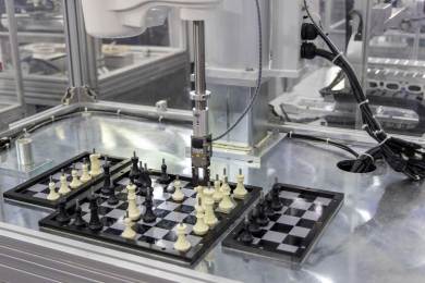 Šachový robot v Moskvě zlomil prst sedmiletému chlapci