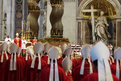 Pražský arcibiskup Přibyl přijal od Lva XIV. pallium, symbol služby věřícím