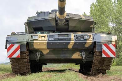 Výrobce tanků KNDS chystá vstup na burzu, vliv budou mít vlády Německa a Francie