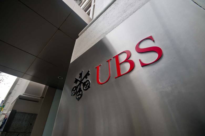 EU prozatím schválila spojení UBS s Credit Suisse, čeká ještě na formální žádost