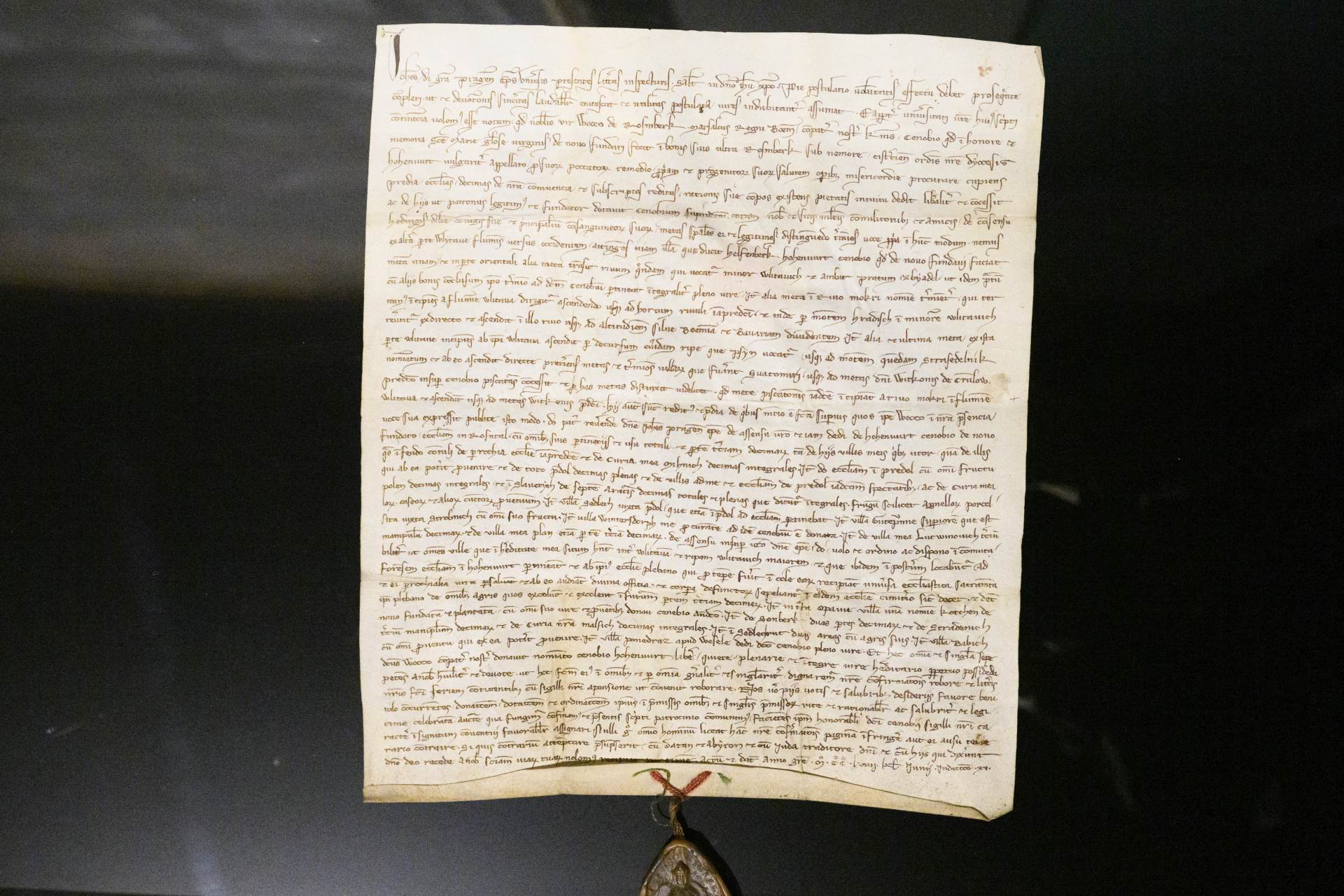 Zakládací listina Vyšebrodského kláštera dočasně obohatí výstavu o Vltavě