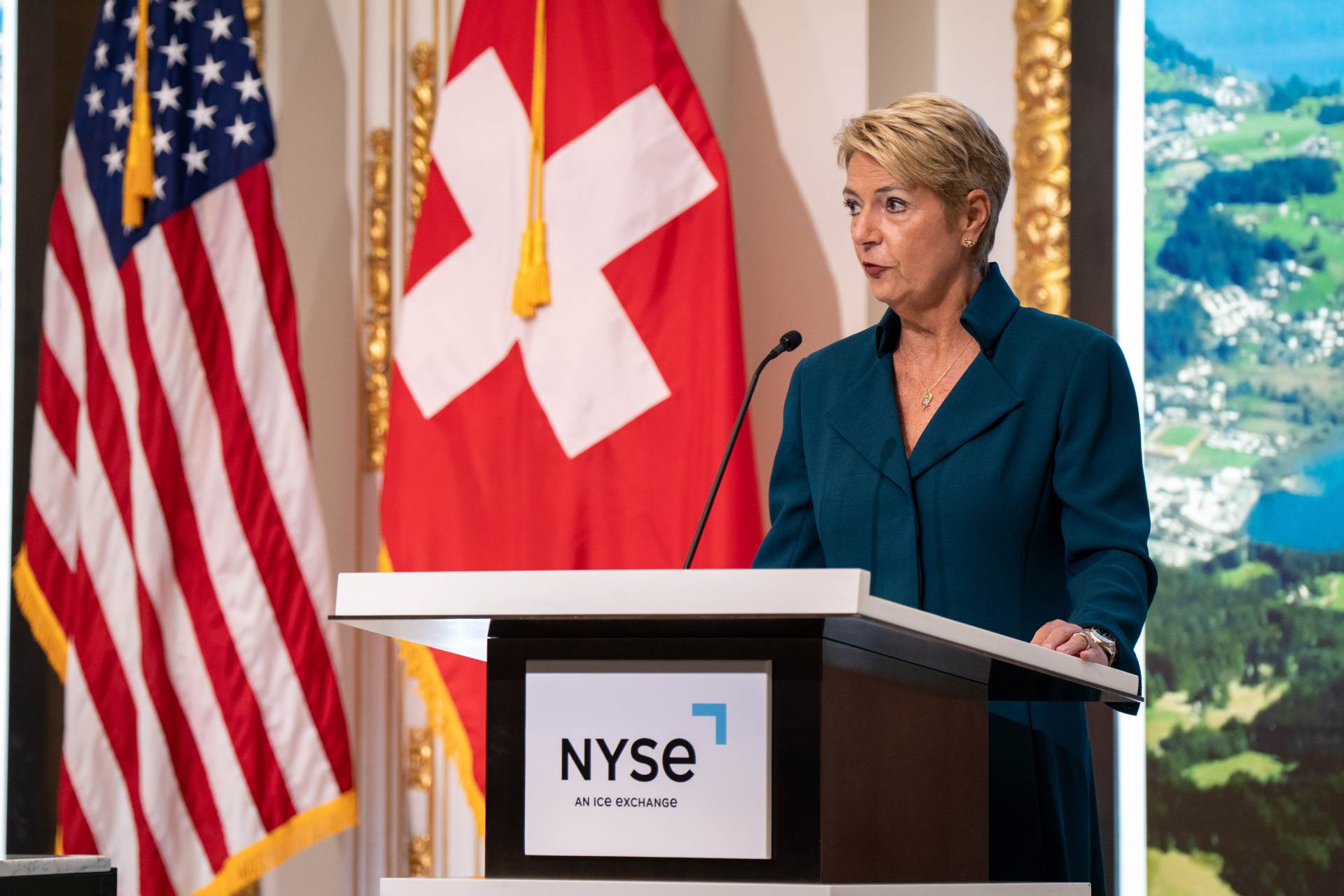 Akcie v USA ještě čeká růst, pak hrozí propad jako v roce 1929, varuje expert