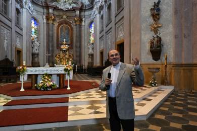Arcibiskupství opravuje část chrámu ve Šternberku, stát to bude 67 mil. Kč Arcibiskupství opravuje část chrámu ve Šternberku, stát to bude 67 mil. Kč