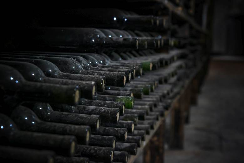 Hongkongský magnát vydražil vína za miliony, cena výrazně převýšila odhady