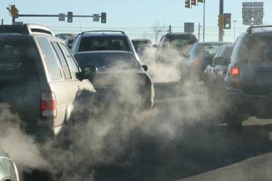 Německo bude v EU prosazovat zmírnění zákazu aut se spalovacími motory