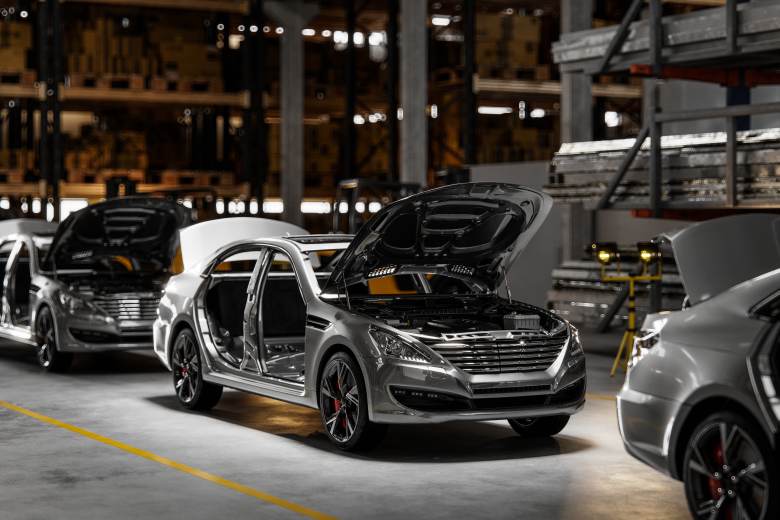 Europoslanci schválili změny emisních norem, automobilky získají více času
