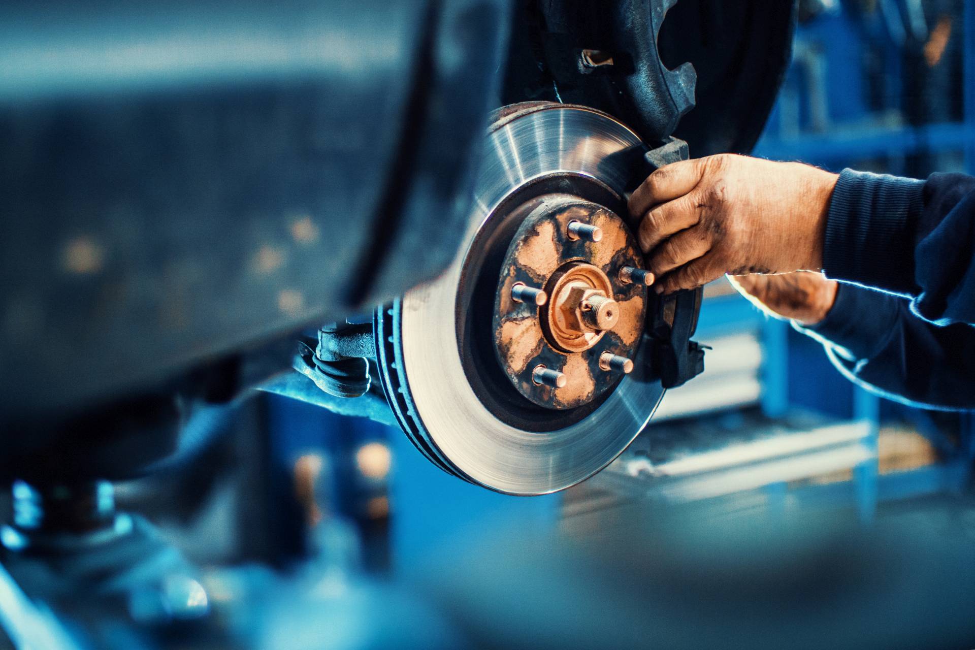 VDA: Automobilový průmysl v Německu je v krizi, mizí investice i pracovní místa
