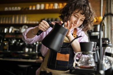AP: Barista je člověk, ale jinak je švédská kavárna Andon plně v rukou AI