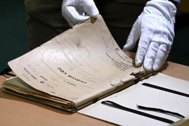 Při úklidu ministerských sklepů se našly originály Benešových závětí