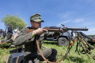 Ukázka bitvy u Slivice připomněla konec války v Evropě, zhlédly ji tisíce lidí