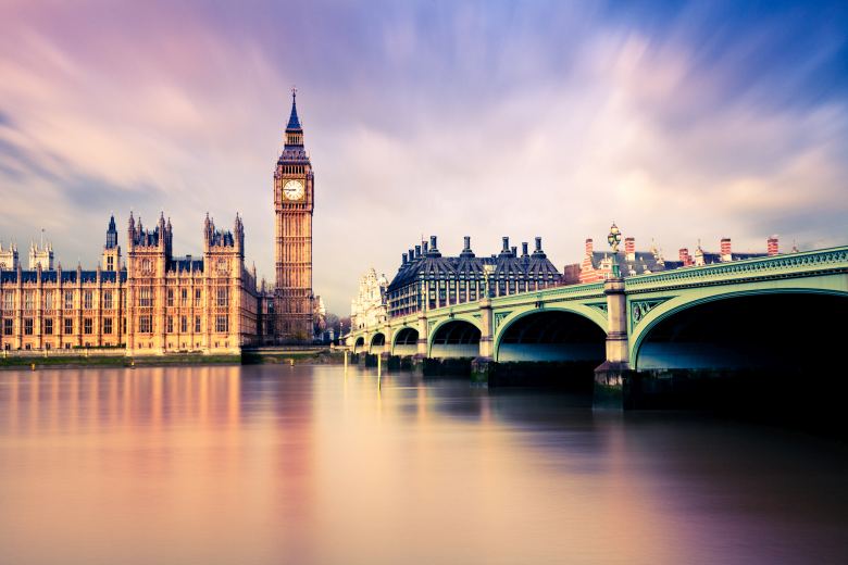 Britští labouristé v manifestu slibují ekonomický růst bez zkratkovitých řešení Britští labouristé v manifestu slibují ekonomický růst bez zkratkovitých řešení