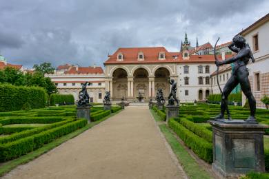 Senát letos obdržel 111 návrhů na vyznamenání, podobně jako loni