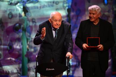 Cenu Paměti národa obdrželo pět osobností, které čelily politickému tlaku