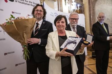 Ocenění ÚSTR letos obdrží hudebník Brabenec nebo spisovatel Brikcius