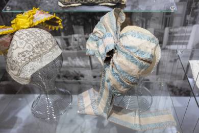 Muzeum Mladoboleslavska obnovilo expozici venkova, ukáže i unikátní sbírku čepců