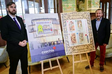 Česká pošta vydává pro Expo 2025 dva archy známek, vznikla také píseň Česká pošta vydává pro Expo 2025 dva archy známek, vznikla také píseň
