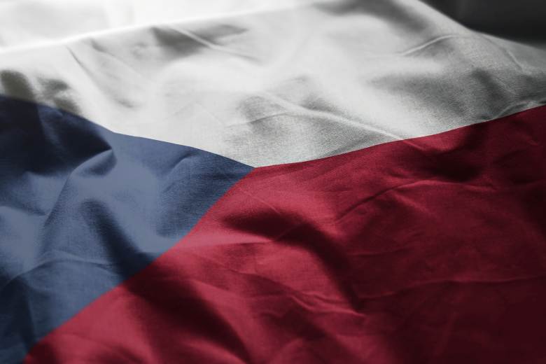 Spor o složení delegace podle opozice určil českou stopu na summitu NATO