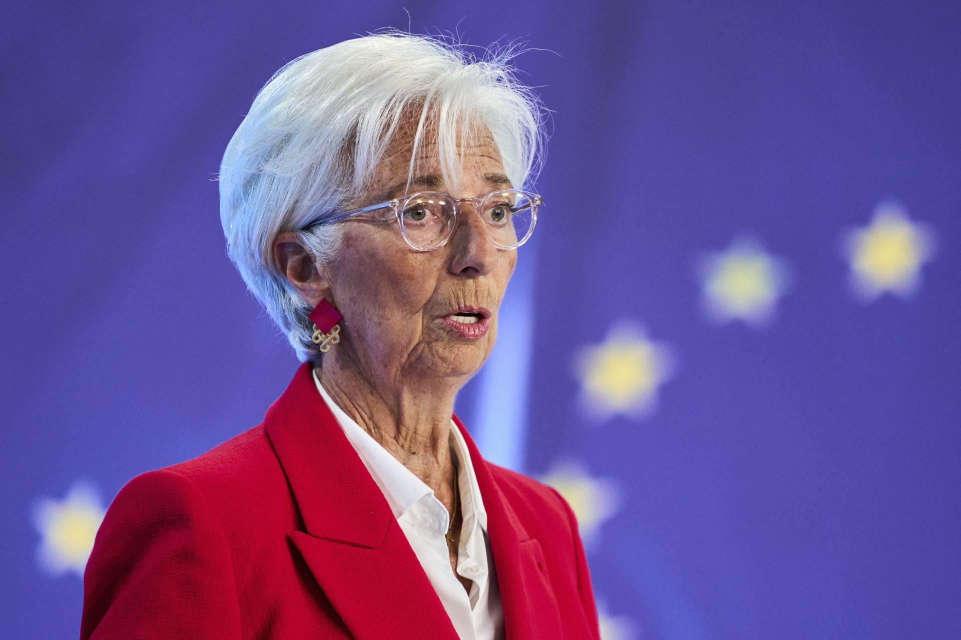 ECB opět zredukovala úroky, signalizovala však přestávku v jejich snižování