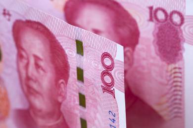 Růst čínské ekonomiky vloni zpomalil na pět procent, splnil ale vládní cíl