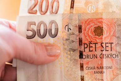 ČNB měla loni ztrátu 73 miliard Kč, důvodem bylo posílení koruny k dolaru