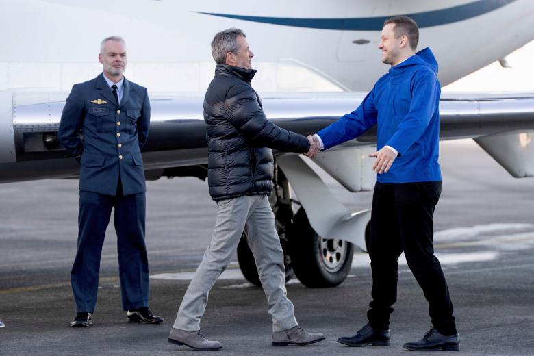 Dánský král Frederik X. zahájil návštěvu Grónska, o které má zájem Trump