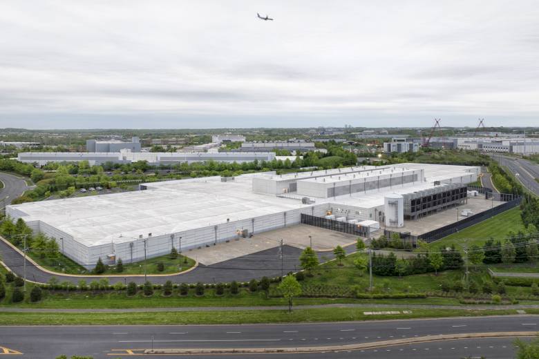 Americké firmy investují 6,3 miliardy GBP do datových center v Británii Americké firmy investují 6,3 miliardy GBP do datových center v Británii