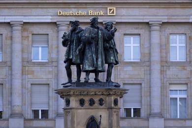 Deutsche Bank díky divizi investičního bankovnictví zvýšila zisk o osm procent