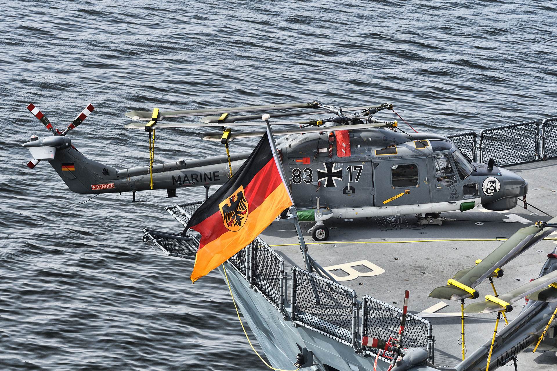  Německo vláda hospodářství armáda bezpečnost 