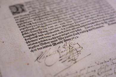 Praha získala zpět tři cenné listiny z období třicetileté války