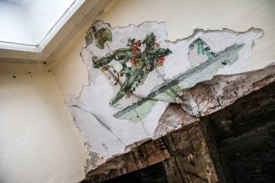 Rekonstrukce domu v centru Brna odhalila malovanou výzdobu ze 17. století