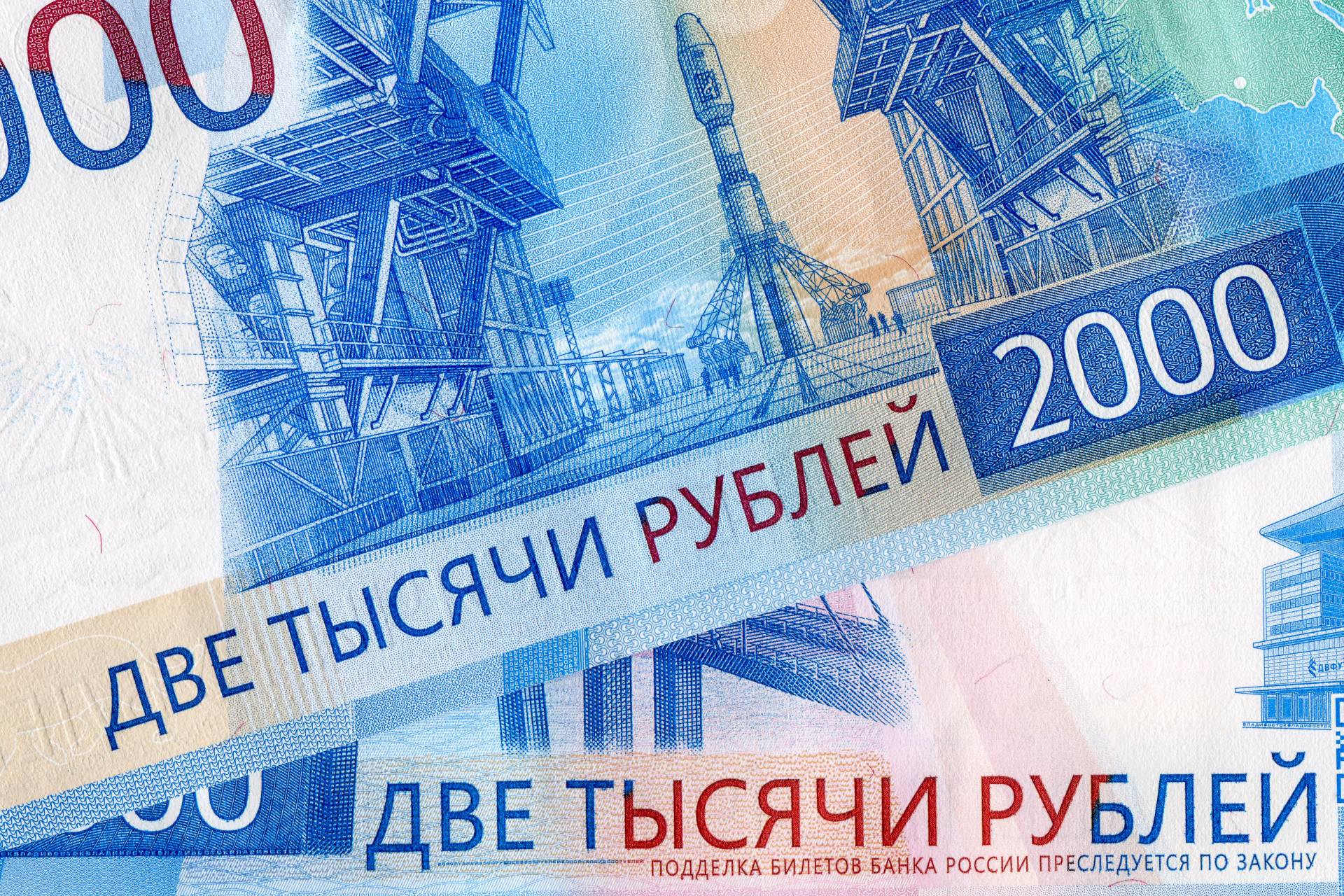 FT: Výdaje Ruska na válku letos překročí rozpočet nejméně o dva biliony rublů