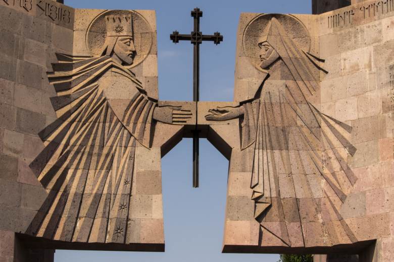 Soud v Arménii odsoudil arcibiskupa kvůli údajným výzvám ke svržení režimu