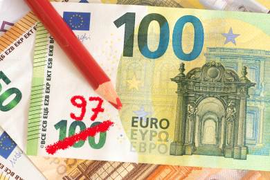 Inflace v EU v červenci vzrostla na 2,4 procenta, v Česku klesla na 2,5 procenta