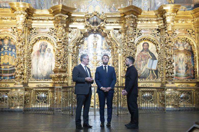 Německo přestane zveřejňovat údaje o dodávkách zbraní Ukrajině, řekl Merz