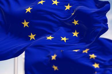 Evropská komise navrhuje změny v systému emisních povolenek ETS2, řekl Hoekstra