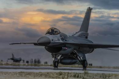 Nizozemsko dodalo na Ukrajinu stíhačky F-16, oznámil Kyjev