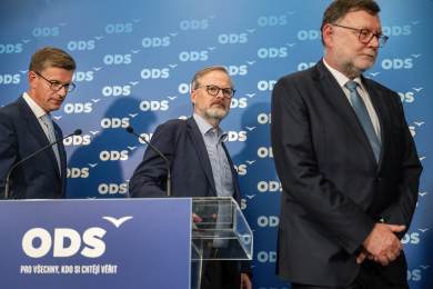 Fiala v reakci na volební prohru oznámil, že nebude kandidovat na předsedu ODS