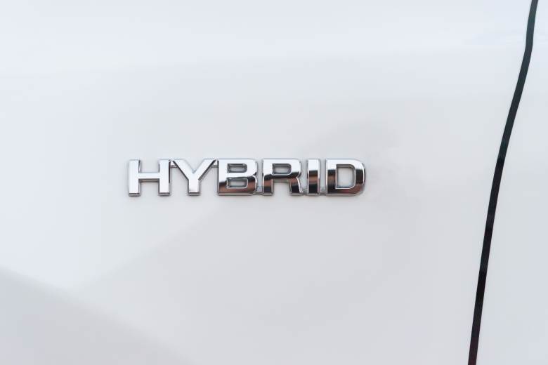 Škoda navrhuje vedle elektromobilů využití hybridů a alternativních paliv