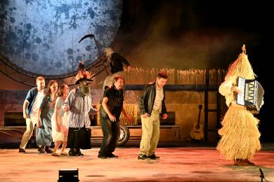 Zlínské divadlo zahájí svou 78. sezonu českou premiérou dramatu Špína